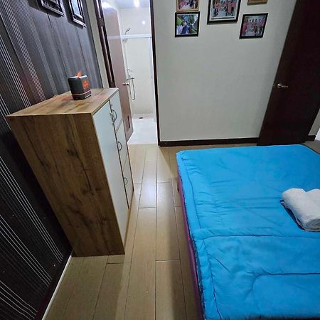 Cubao Manhattan Heights Unit 5A Tower C Quezon City Buitenkant foto