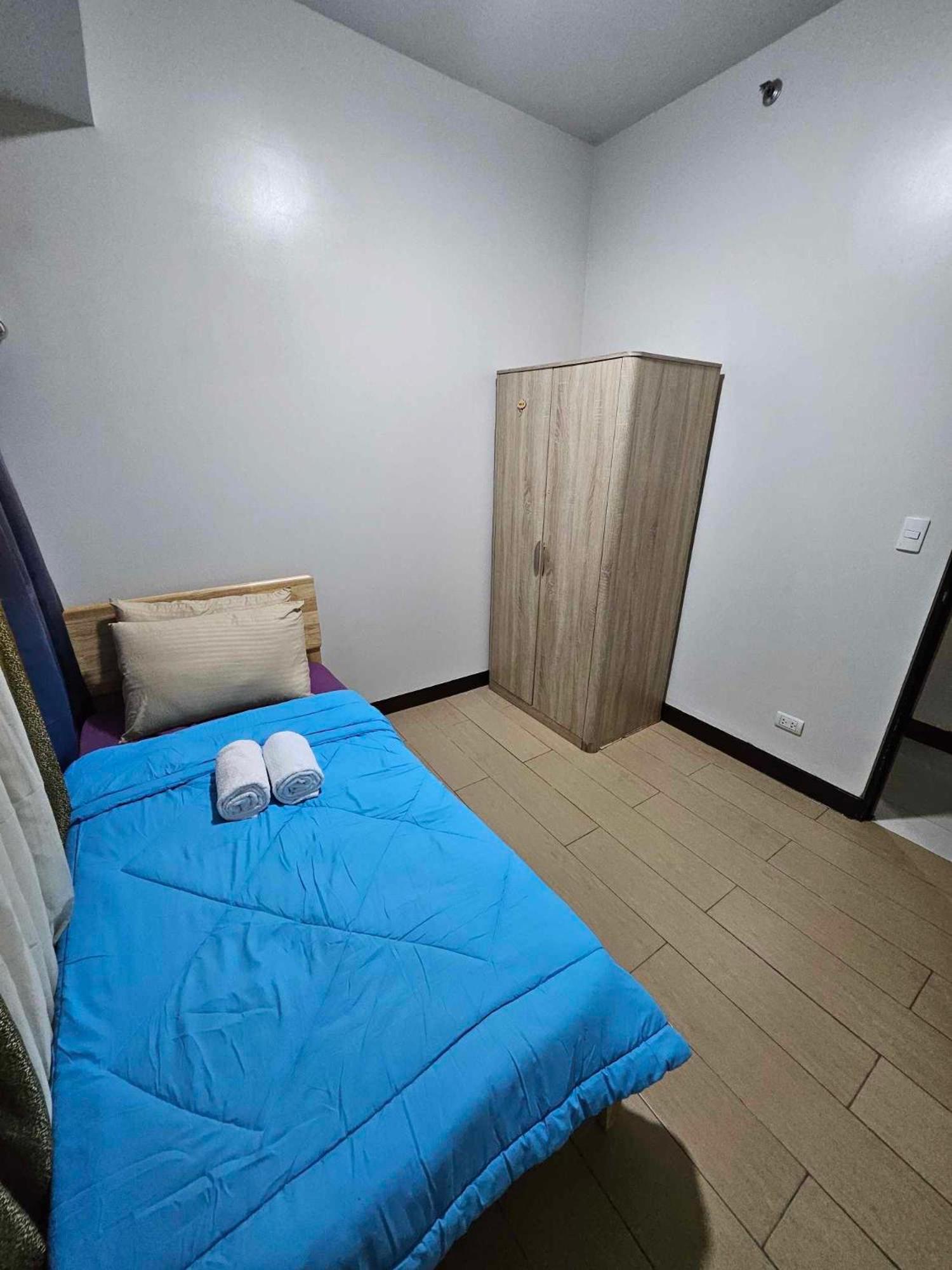 Cubao Manhattan Heights Unit 5A Tower C Quezon City Buitenkant foto