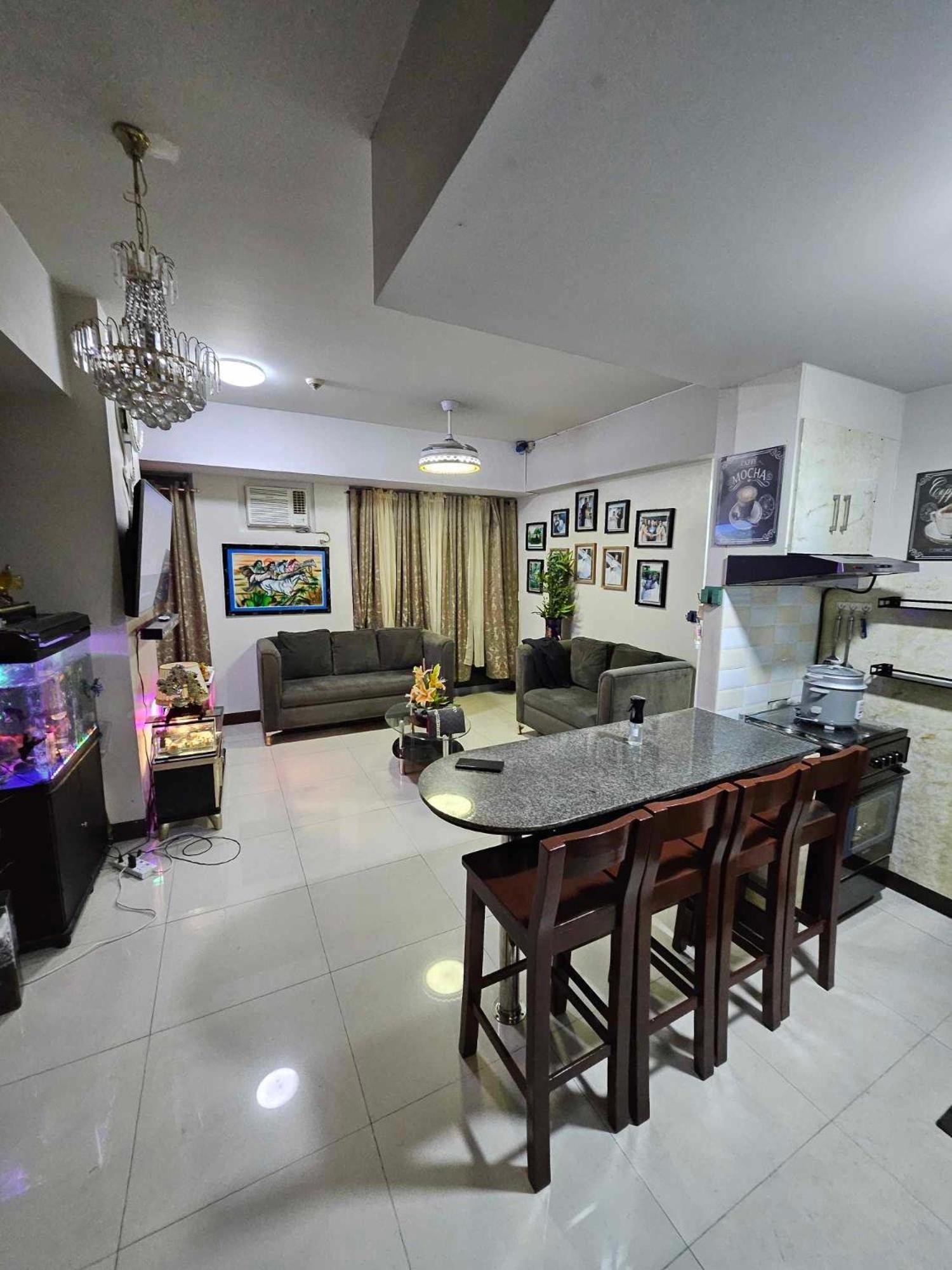 Cubao Manhattan Heights Unit 5A Tower C Quezon City Buitenkant foto
