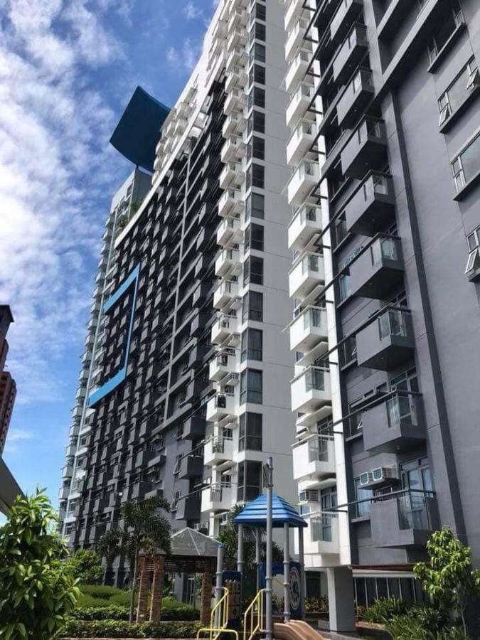 Cubao Manhattan Heights Unit 5A Tower C Quezon City Buitenkant foto