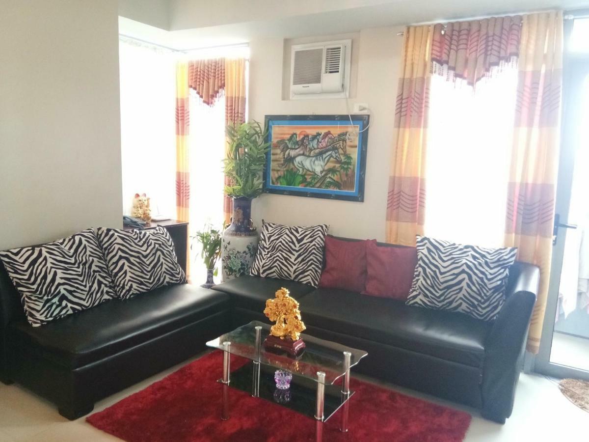 Cubao Manhattan Heights Unit 5A Tower C Quezon City Buitenkant foto