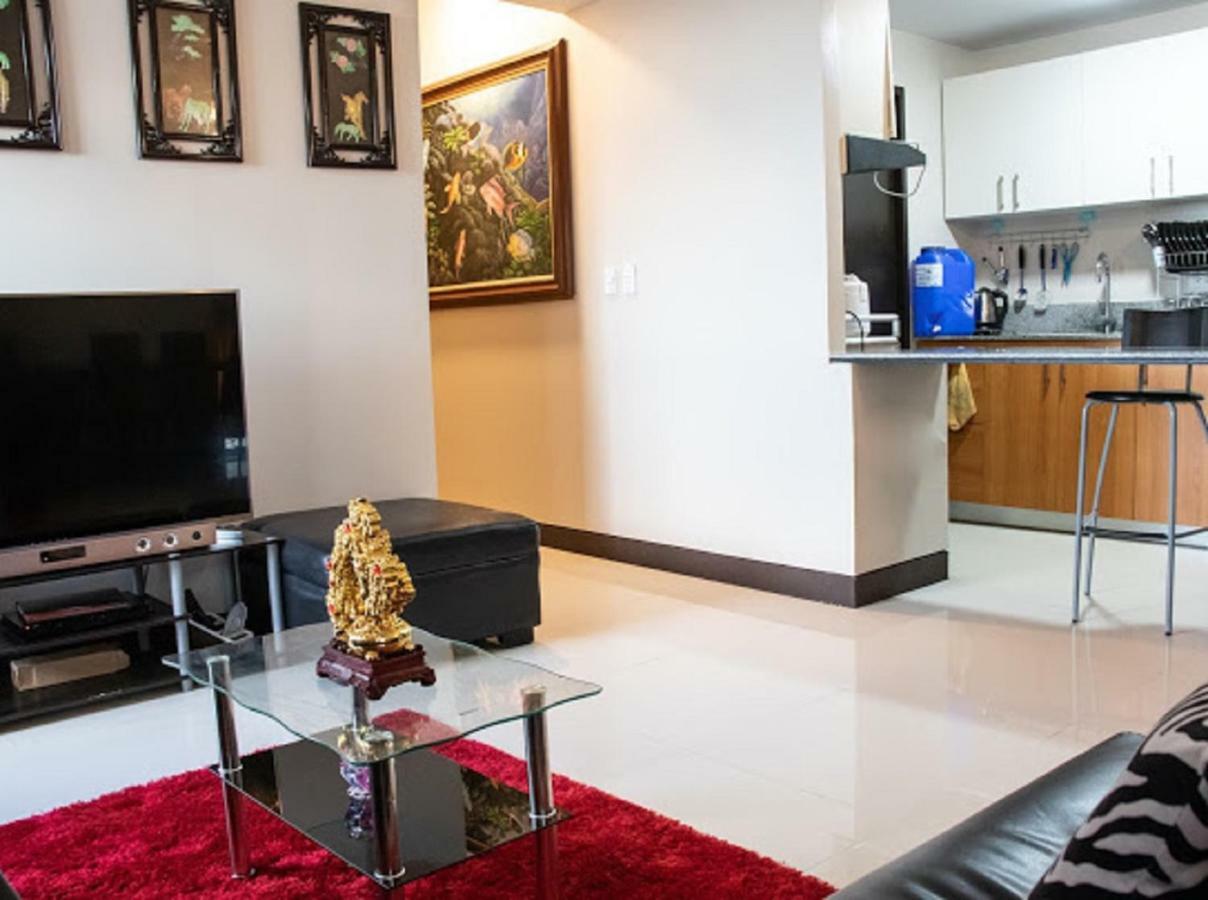 Cubao Manhattan Heights Unit 5A Tower C Quezon City Buitenkant foto