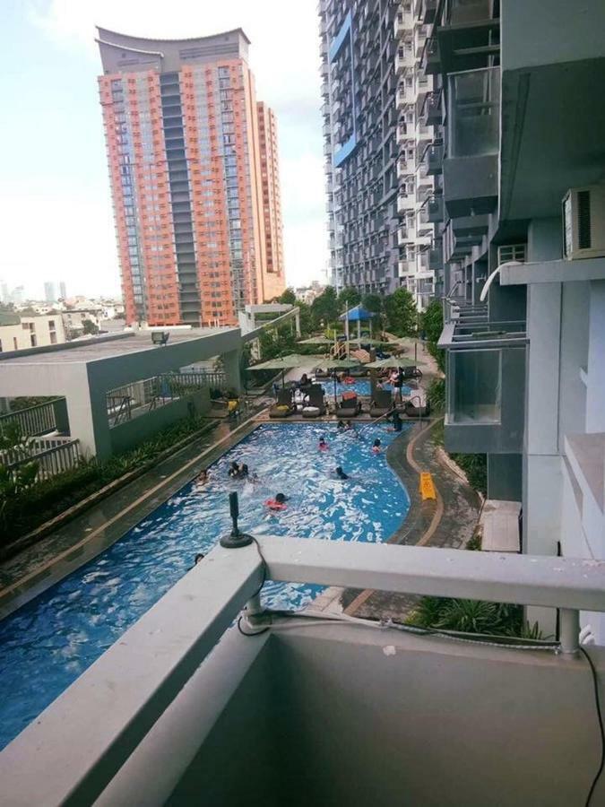 Cubao Manhattan Heights Unit 5A Tower C Quezon City Buitenkant foto