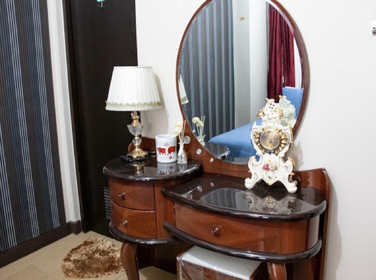 Cubao Manhattan Heights Unit 5A Tower C Quezon City Buitenkant foto